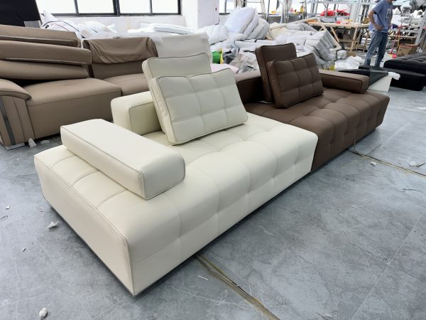 Top-Grain Leather Sofa Color Matching Timeless Luxury for Your Living Room - Image 4